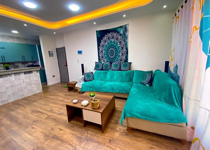 Apartment Bright 2br & Office, Remote Work Ready & Long Hurghada