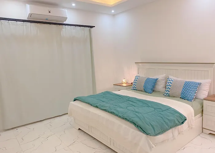 Bright 2br & Office, Remote Work Ready & Long Apartment